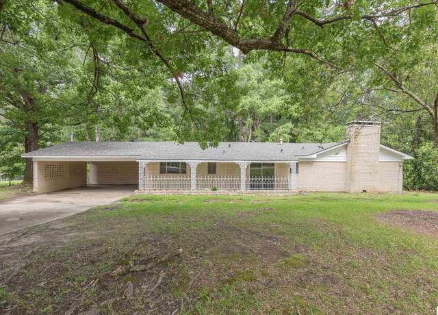 Property at 1705 Bistineau St, Ruston, LA 71270, 3 beds, 2.5 baths