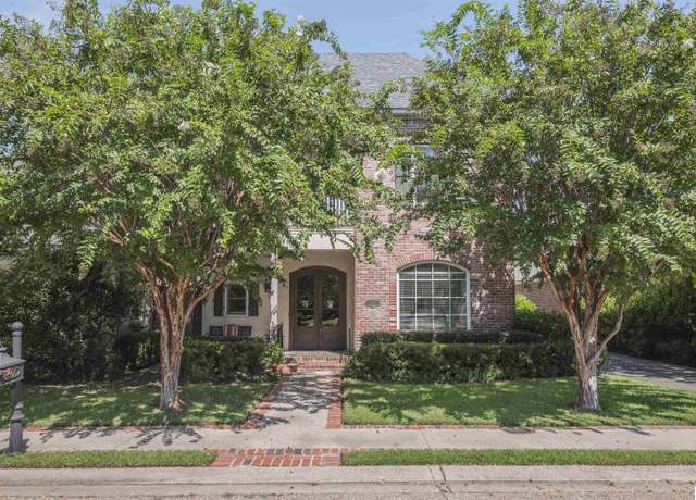 Property at 2605 Asphodel Dr, Monroe, LA 71201, 3 beds, 2.5 baths