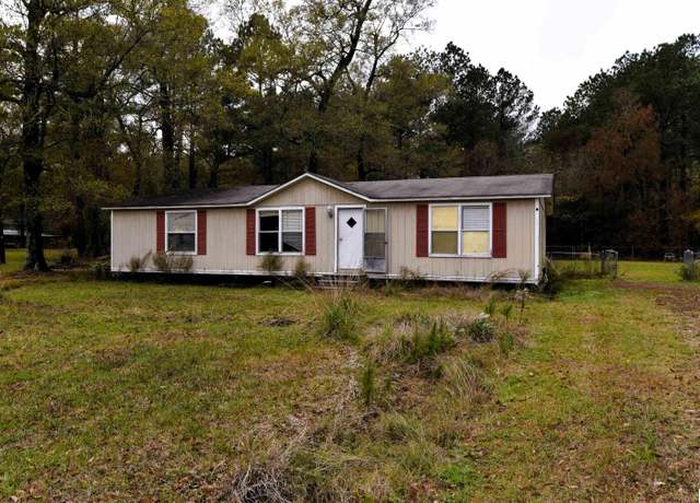 Property at 120 Topic Dr, Monroe, LA 71203, 3 beds, 2 baths