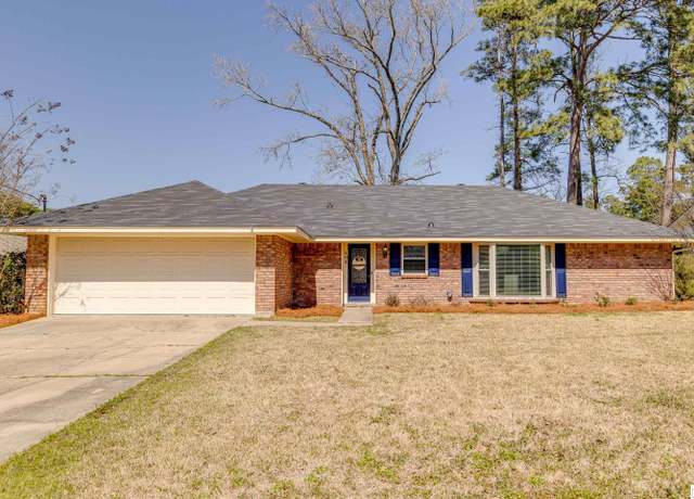 Property at 104 Heidelburg Dr, West Monroe, LA 71291, 3 beds, 2 baths