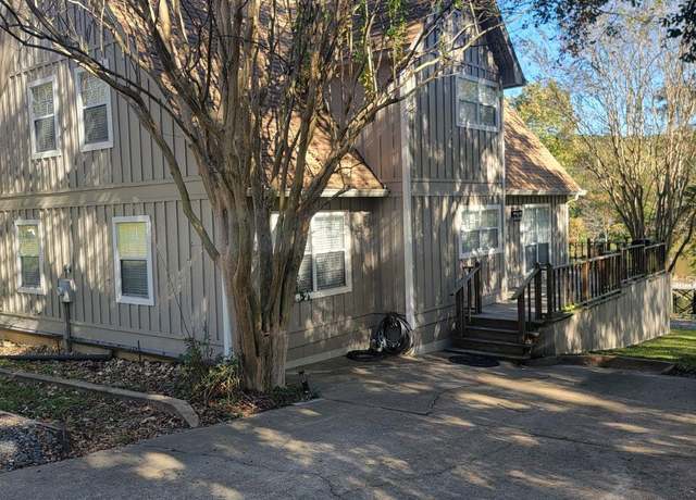 Property at 416 Pebble Dr, Jonesboro, LA 71251, 3 beds, 2 baths