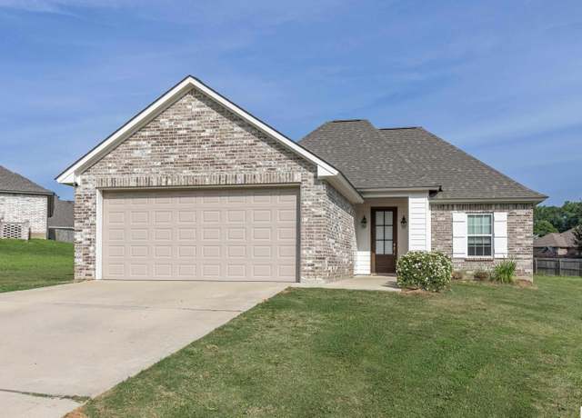 Property at 269 Belmont Blvd, Ruston, LA 71270, 4 beds, 2 baths