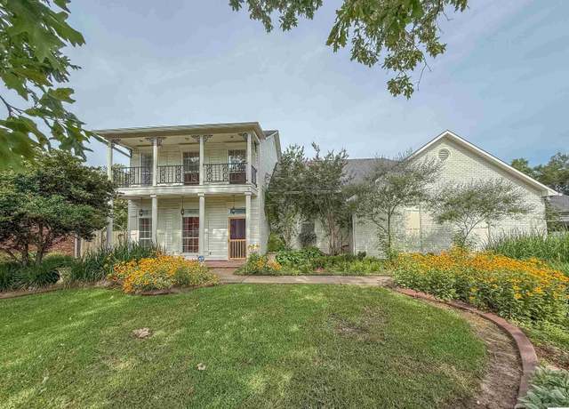 Property at 3929 Jefferson Davis Pl, Madison, LA 71201, 4 beds, 2.5 baths