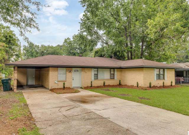 Property at 110 Selman Dr, Monroe, LA 71203, 4 beds, 1 bath