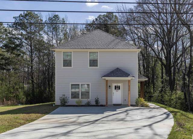 Property at 624 Center St, Ruston, LA 71270, 3 beds, 3.5 baths