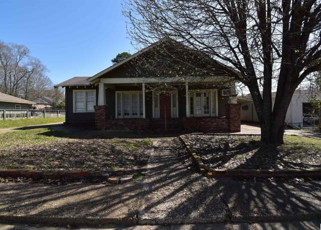 Property at 615 S Vienna St, Ruston, LA 71270, 3 beds, 2 baths