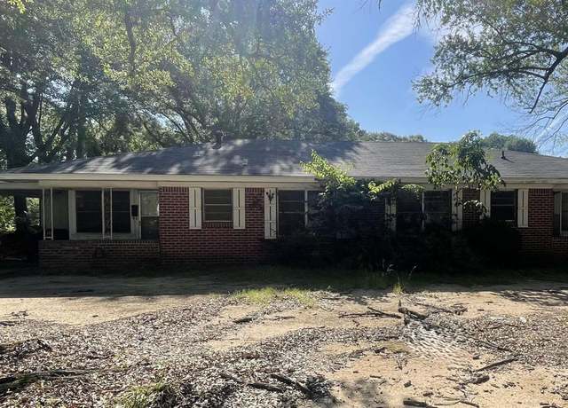 Property at 911 S Farmerville St, Ruston, LA 71270