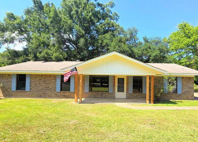Property at 222 Laurel Grove Dr, Monroe, LA 71203, 3 beds, 2 baths