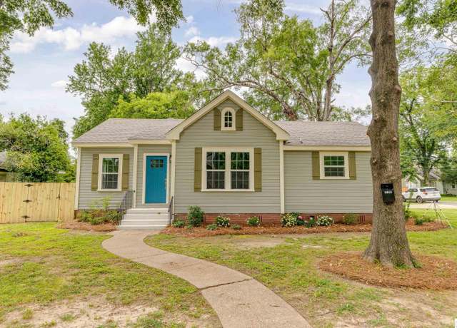 Property at 1709 N 5th St, Monroe, LA 71201, 3 beds, 2 baths