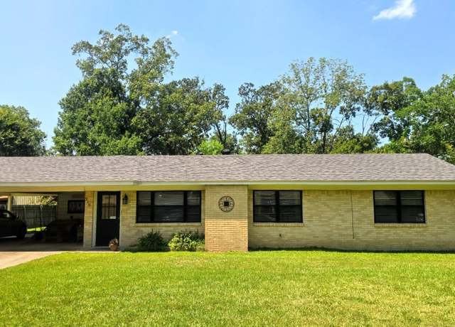 Property at 315 Shady Oaks Dr, West Monroe, LA 71291, 3 beds, 2 baths