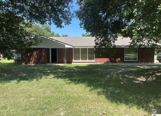 Property at 200 Ferndale Ave, West Monroe, LA 71291, 2 beds, 2 baths