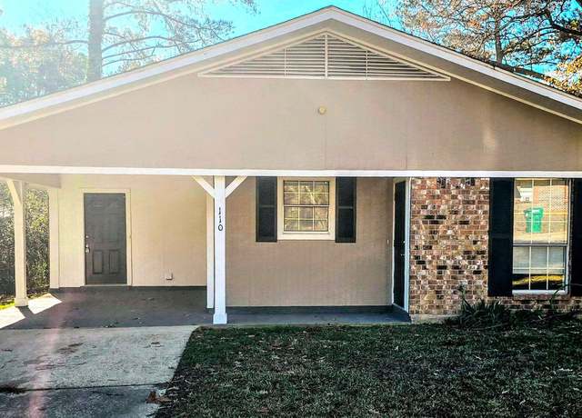 Property at 110 Brooks Ln, West Monroe, LA 71291, 3 beds, 2 baths