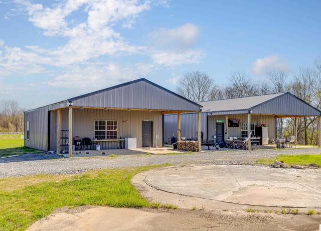Property at 5900 Winnsboro Rd, Monroe, LA 71202, 4 beds, 2 baths