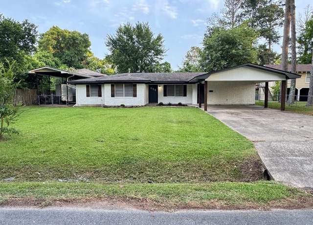 Property at 105 Oaklawn Dr, West Monroe, LA 71291, 3 beds, 2 baths