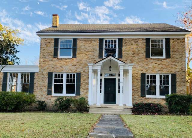 Property at 118 Glenmar Ave, Monroe, LA 71201, 5 beds, 3.5 baths