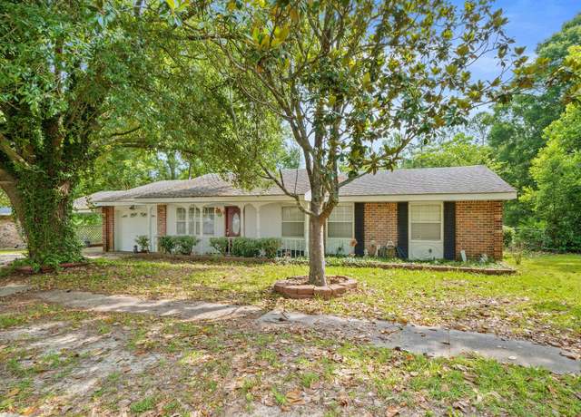 Property at 1135 Lucius Dr, Deridder, LA 70634, 3 beds, 2 baths