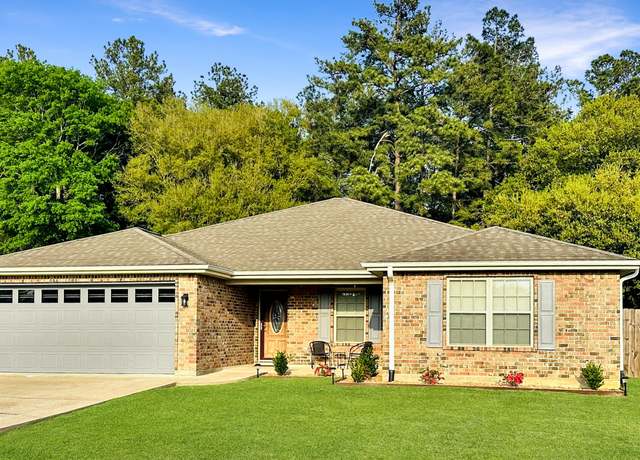 Property at 113 Barbara Dr, Deridder, LA 70634, 4 beds, 2 baths