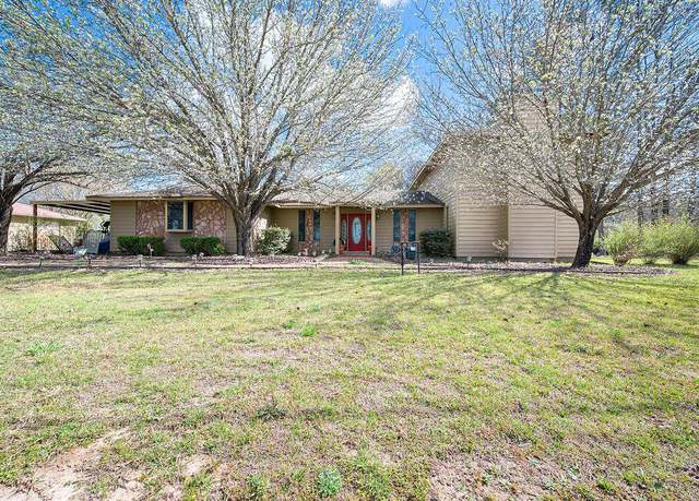 Property at 6969 Shreveport Hwy, Leesville, LA 71446, 3 beds, 3 baths
