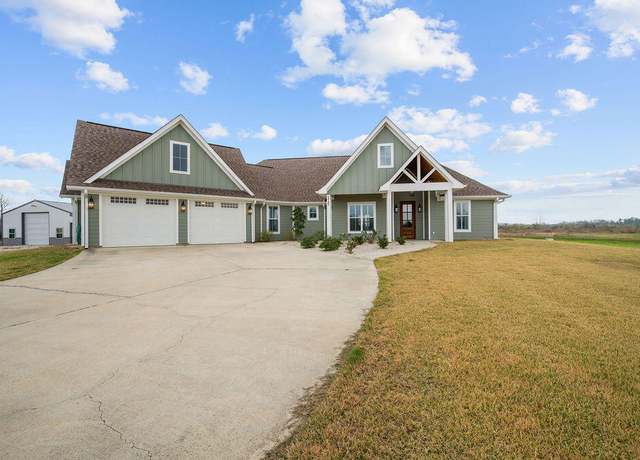 Property at 1745 Schuetz Rd, Deridder, LA 70634, 3 beds, 2.5 baths