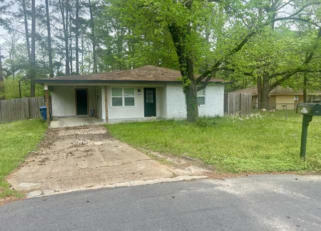 Property at 602 Juniper St, New Llano, LA 71461, 3 beds, 1.5 baths