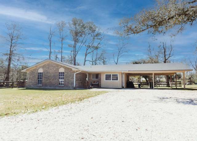 Property at 230 Myers Ln, Deridder, LA 70634, 3 beds, 2 baths