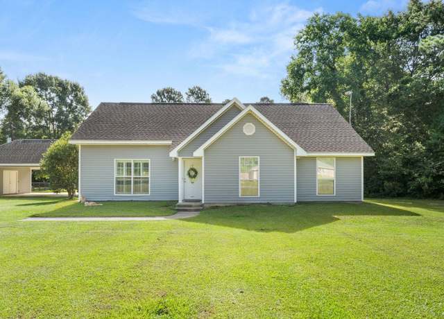 Property at 140 C Dees Rd, Deridder, LA 70634, 3 beds, 2 baths