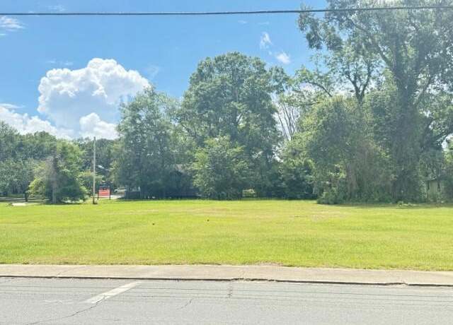 Property at S 3rd St, Leesville, LA 71446