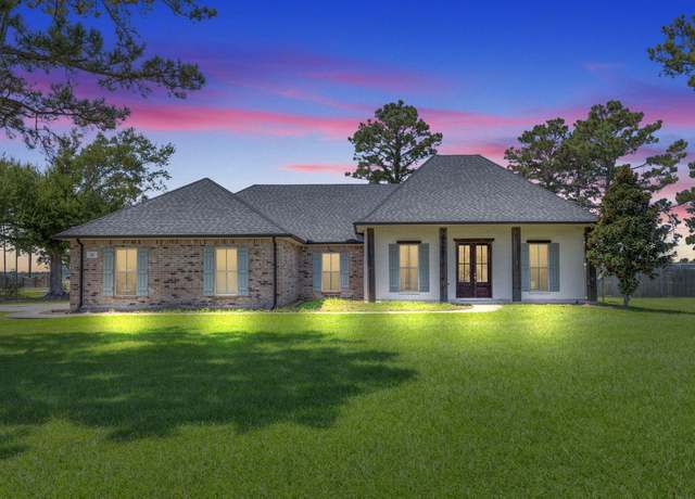 Property at 111 Carol Dr, Ragley, LA 70657, 4 beds, 2 baths