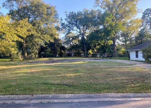 Property at Pinecrest, Leesville, LA 71446
