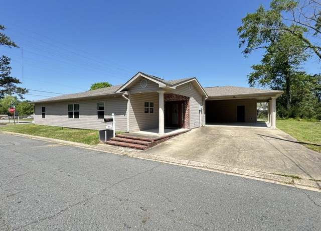 Property at 801 Rock St, Deridder, LA 70634, 5 beds, 3 baths