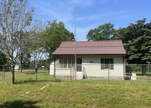 Property at 1986 N 3rd St, Merryville, LA 70653, 2 beds, 2 baths
