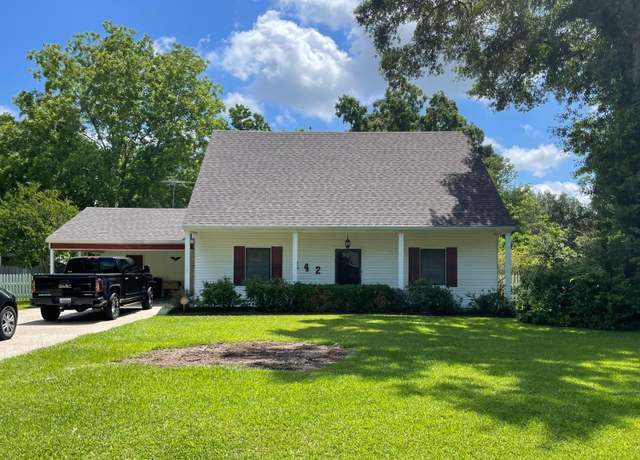 Property at 142 Petitjean Rd, Other Cities Not Listed, LA 70503, 3 beds, 2 baths
