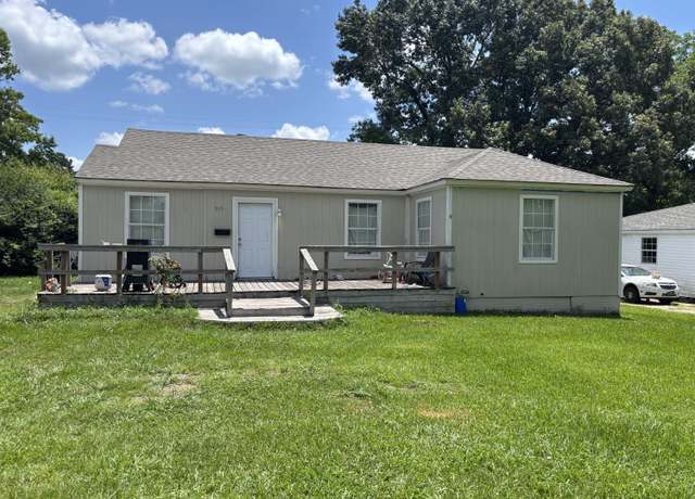 Property at 915 Kings Rd, Leesville, LA 71446, 3 beds, 1 bath