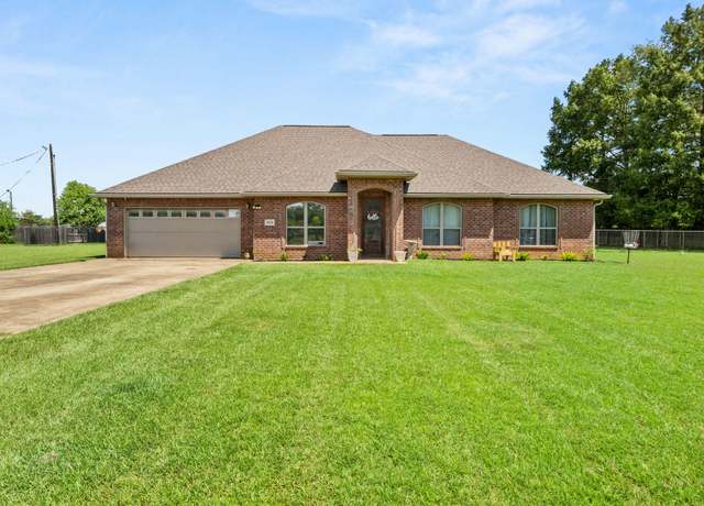 Property at 1938 Glendale Rd, Deridder, LA 70634, 4 beds, 2 baths