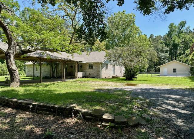 Property at 6083 1st St, Rosepine, LA 70659, 5 beds, 3.5 baths