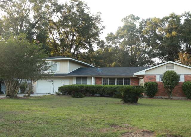Property at 907 Cook Dr, Deridder, LA 70634, 3 beds, 3 baths