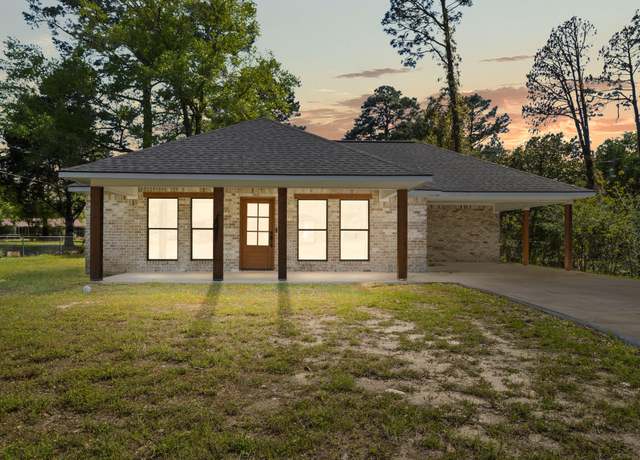 Property at 912 Milton St, Leesville, LA 71446, 3 beds, 2 baths