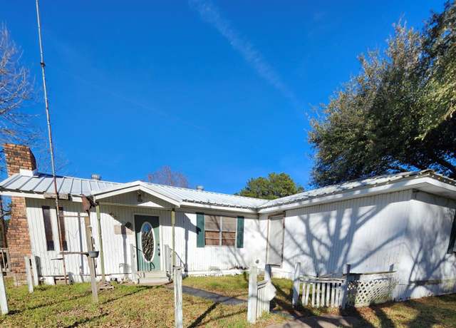 Property at 133 Ewell Cooley Rd, Deridder, LA 70634, 3 beds, 2 baths