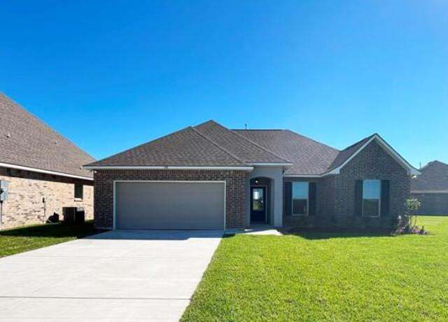 Property at 148 New Iberia, Lake Charles, LA 70615, 4 beds, 2 baths