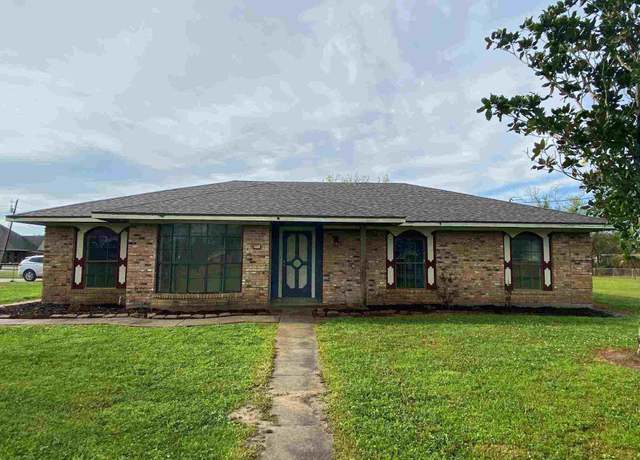 Property at 995 Joe Miller Rd, Lake Charles, LA 70611, 5 beds, 3 baths