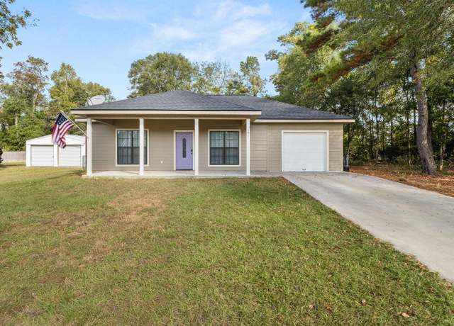 Property at 1289 Miller St, Deridder, LA 70634, 3 beds, 2 baths
