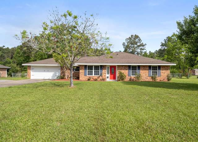 Property at 1668 Ernest Dr, Deridder, LA 70634, 3 beds, 2 baths