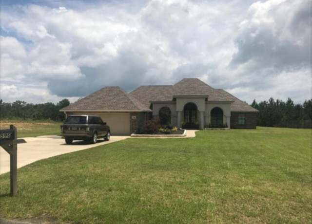 Property at 590 Hickory Ridge Rd, Leesville, LA 71446, 3 beds, 2 baths