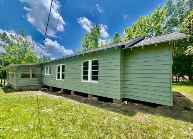 Property at 4755 Hwy 8, Simpson, LA 71446, 5 beds, 2 baths