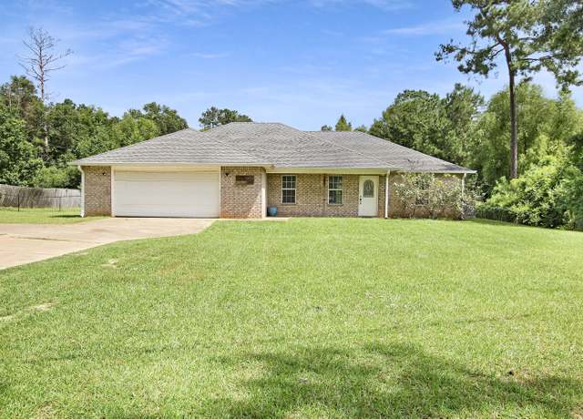 Property at 1303 Jeane Chapel Rd, Leesville, LA 71446, 3 beds, 2 baths