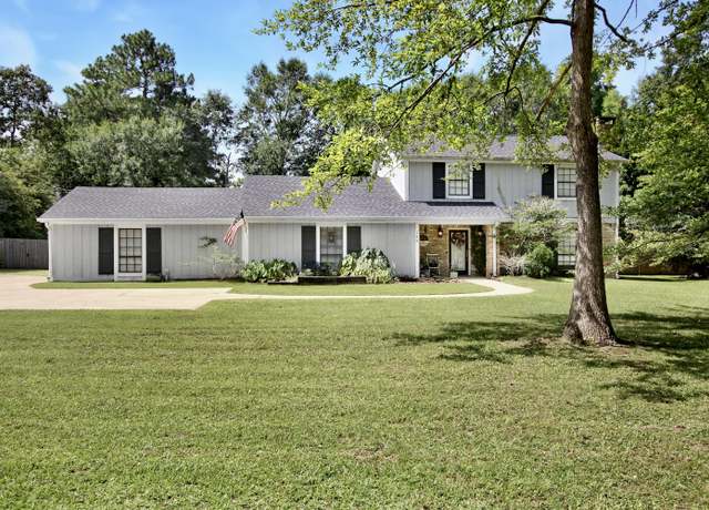 Property at 145 Kristy Ln, Deridder, LA 70634, 4 beds, 3.5 baths