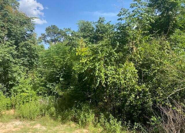 Property at 352 Wolf Hl, Hornbeck, LA 71439