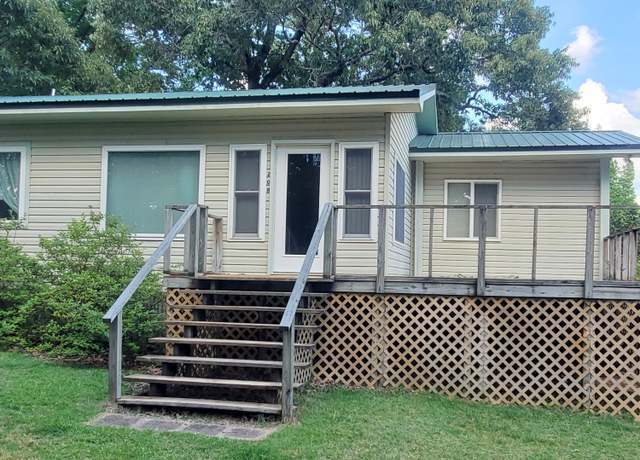 Property at 208 Surfside Dr, Leesville, LA 71446, 3 beds, 2 baths