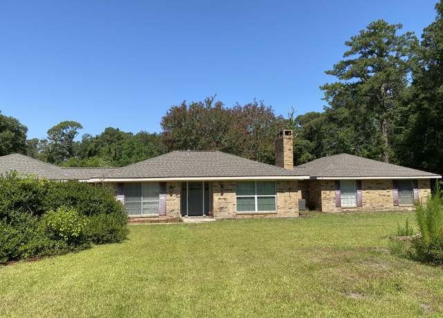Property at 190 Charles Pl, Deridder, LA 70634, 3 beds, 3 baths
