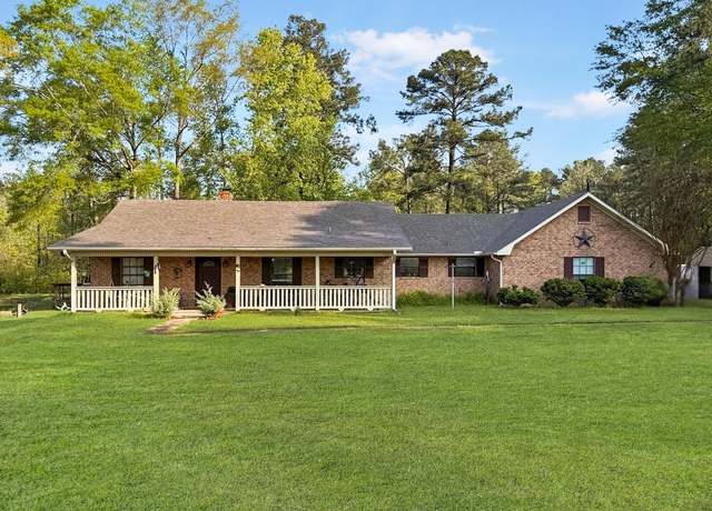 Property at 410 Fowler Rd, Deridder, LA 70634, 3 beds, 2 baths